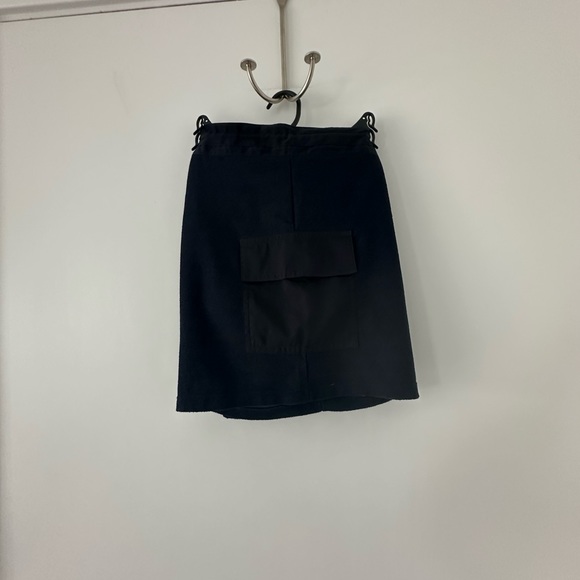 Navy Shorts Track & Field adjustable waist - Picture 5 of 6